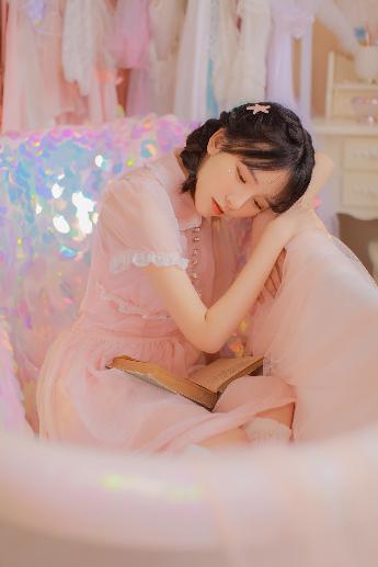 穿进假体娃娃BY笔趣阁